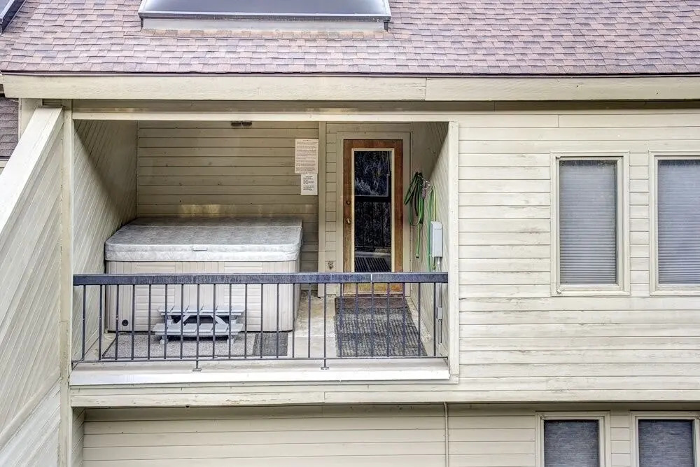 1115 Lowell Avenue 4 Bedroom Condo