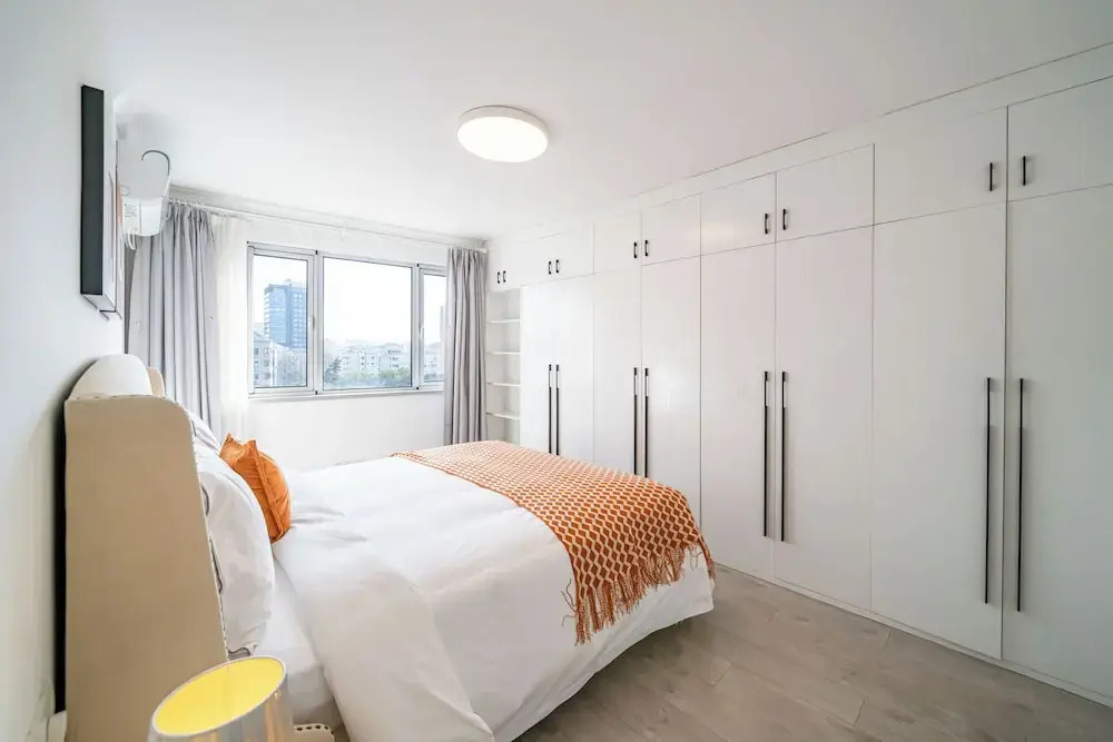 Tyms Jinhongqiao High-End 3BR 2BA