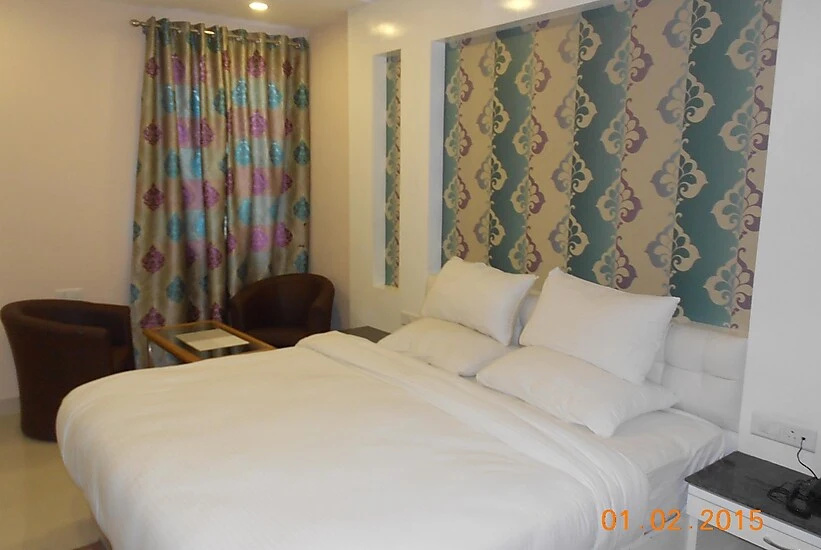 OYO 4772 Park Grand Hotel & Resort
