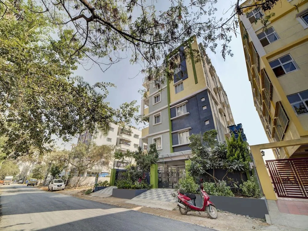 OYO 26136 Hotel Anu Residency