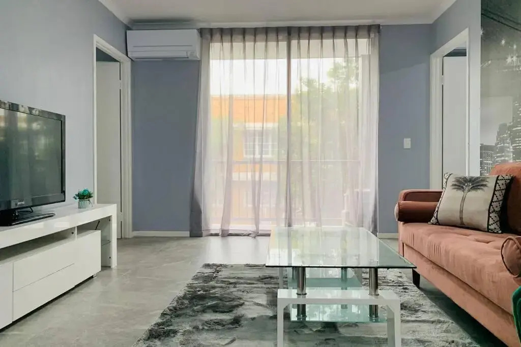 Southbank Modern Luxe Apartment