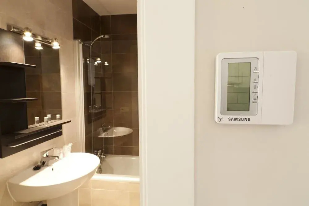 Apartamentos Pinar Málaga Centro - Carretería