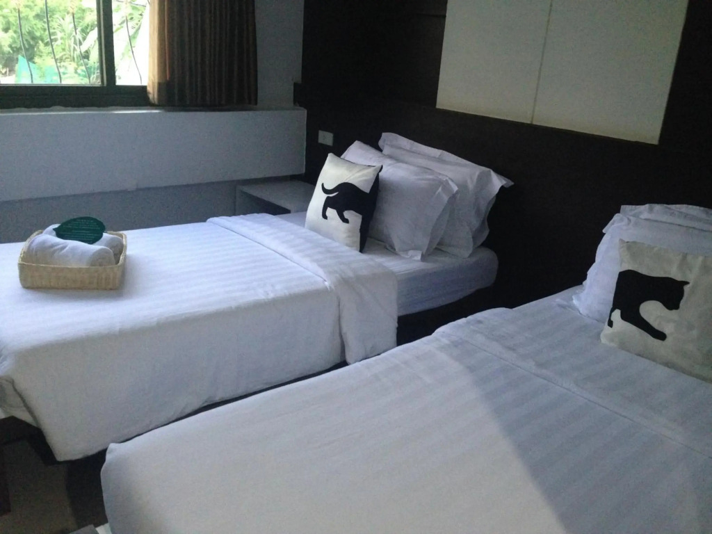 Bed By City Hotel