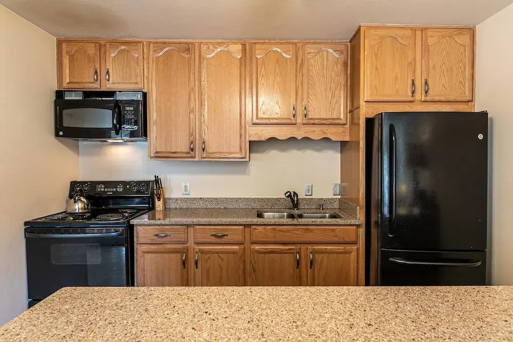 222 Bldg B 1 Bedroom Condo