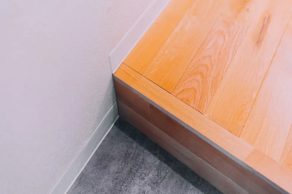 Minimalist Loft 201