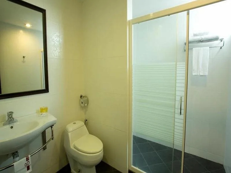 Alora Hotel
