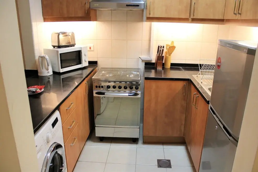 KSLV - Furnished Studio