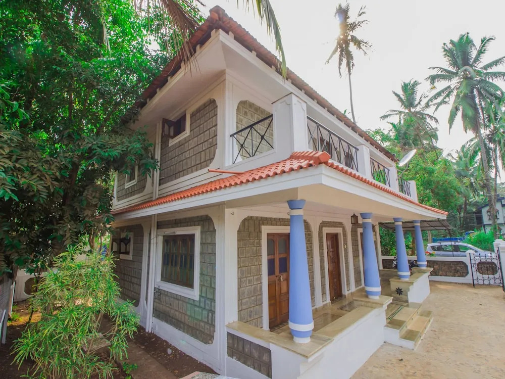 OYO 13391 Home Sunny 4 BHK Villa near Mapusa