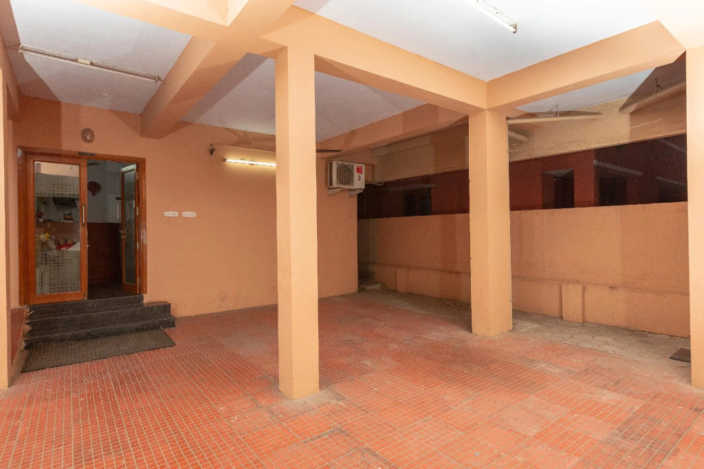 OYO 18953 Anara Residency