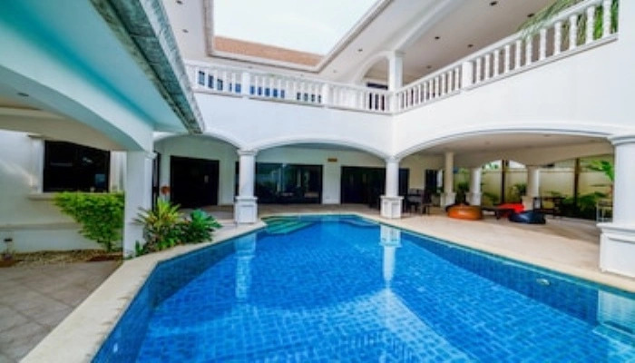 Baan Bali Pool Villa By Pinky