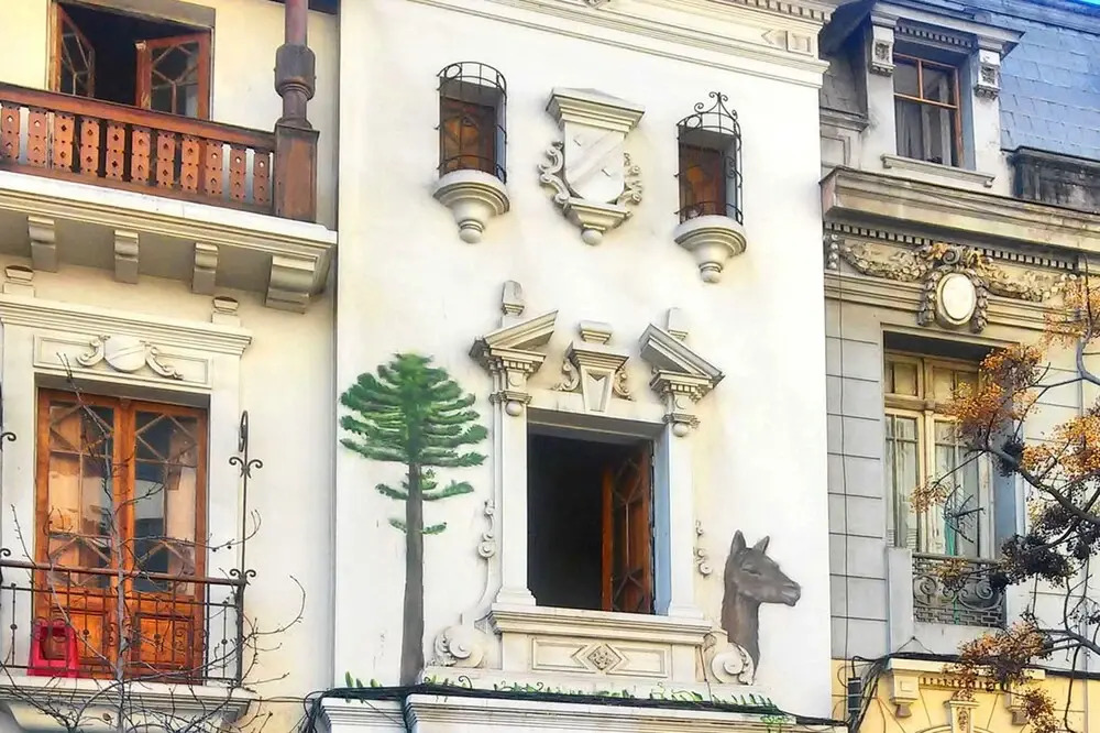 Hostal Irreal - Hostel