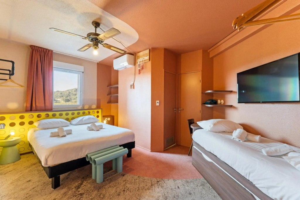 ibis Styles Pont du Gard Route dAvignon