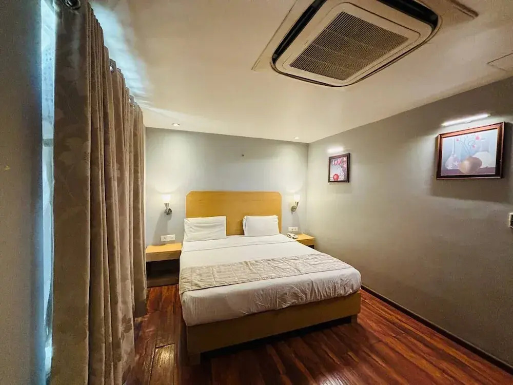 The Royal City Hotel
