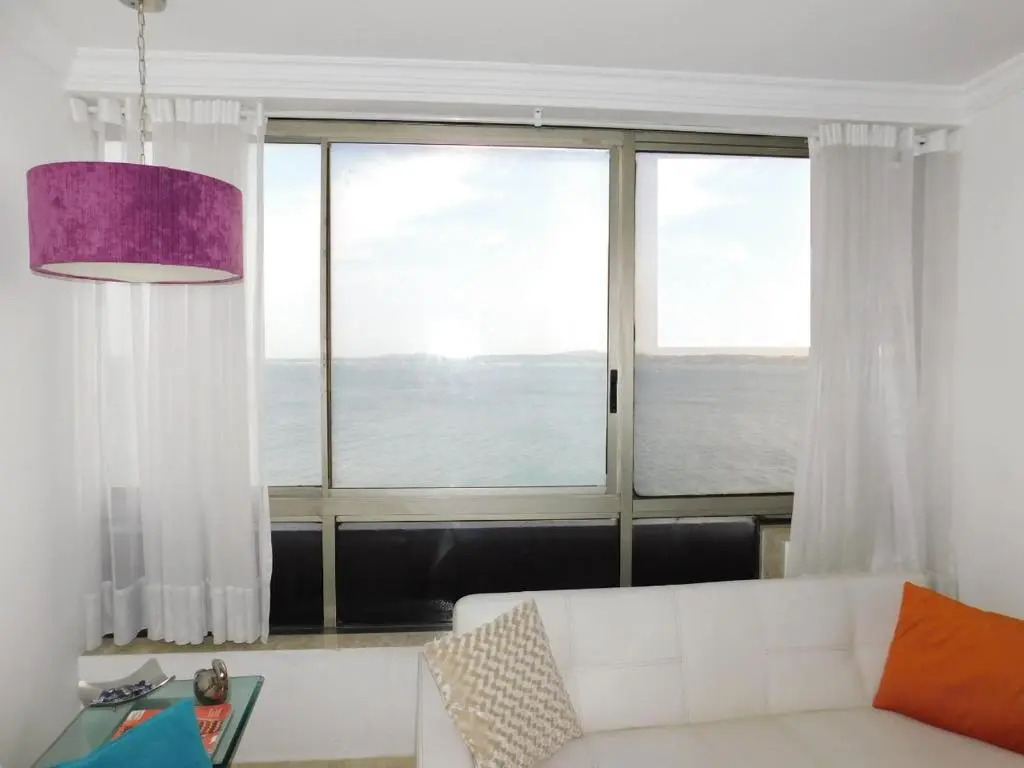 Apartamento en Cartagena, cerca al mar, edificio Nuevo Conquistador