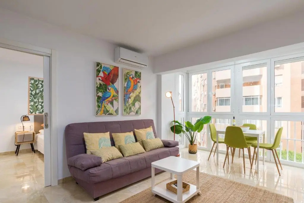 MP5-Just Renovated Apartment Right on the Beach