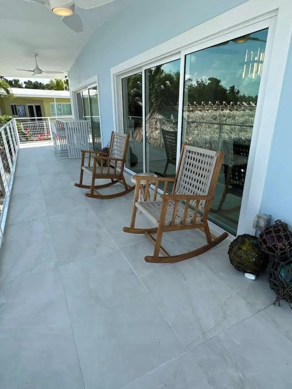 Treasure Harbor Hideaway