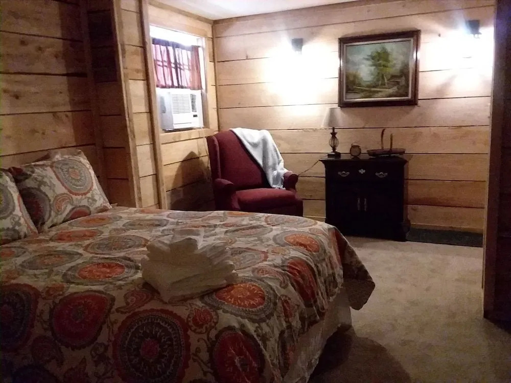 Chautauqua Hillcrest Inn