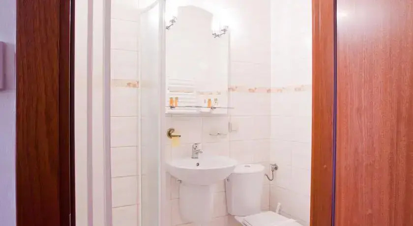 Hotel Trylogia