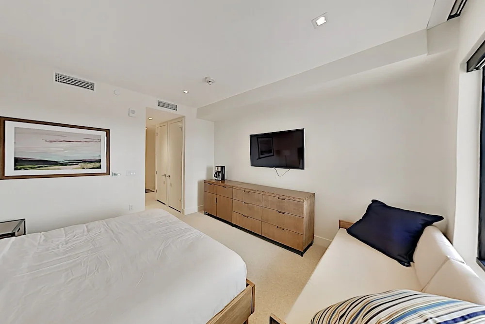 Ski-in/ski-out Dream W/ Resort Pool & Luxe Perks 1 Bedroom Condo