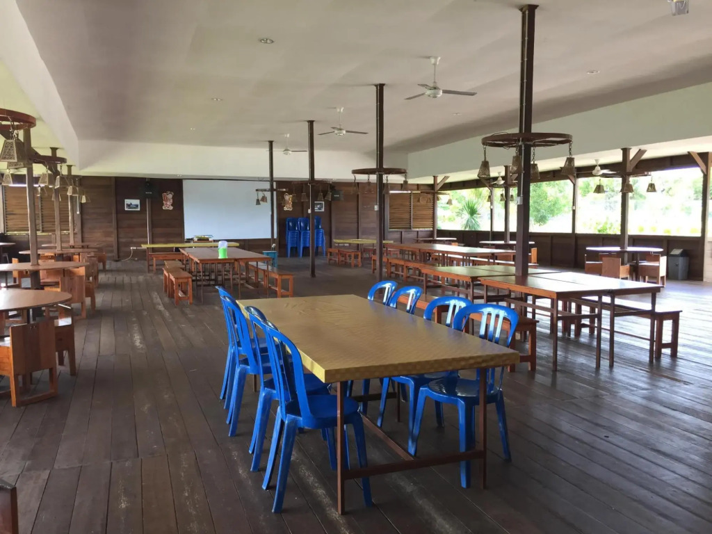 Pelangi Lake Resort and Hotel Belitung