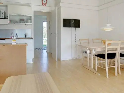 Apartment Aakirkeby