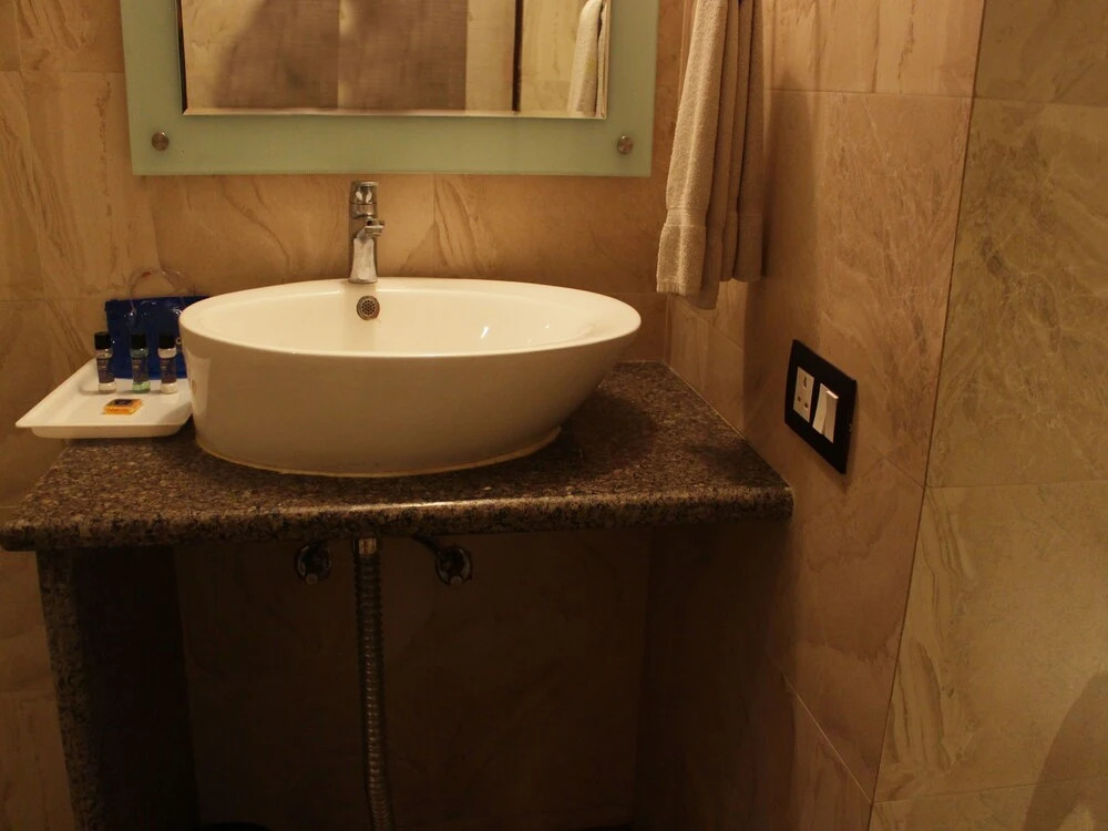 Capital O 4010 Puja Residency