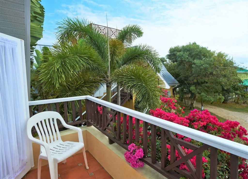 Shangri-La Boutique Bed & Breakfast