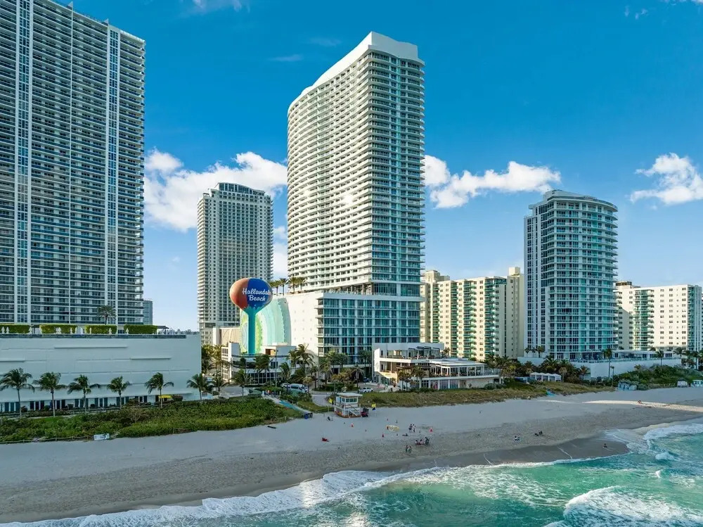 Luxe Stay at Hyde Resort -oceanfront Amenities