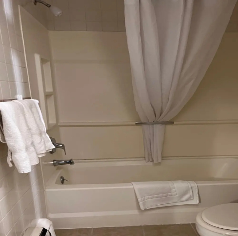Oswego Inn