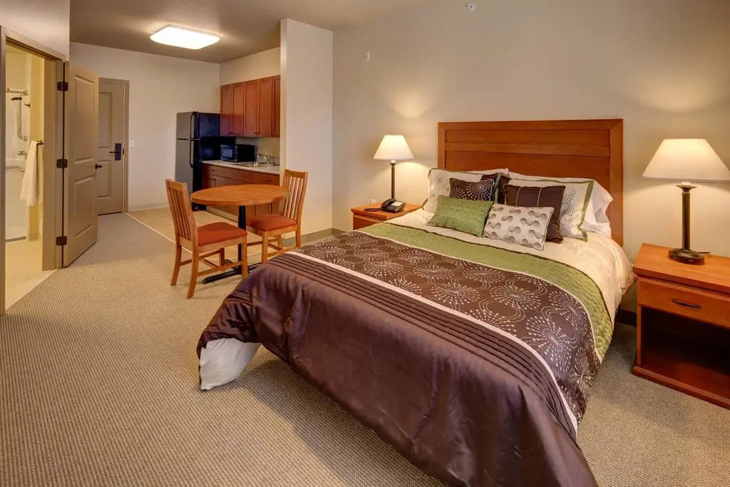 Clarion Hotel & Suites Williston