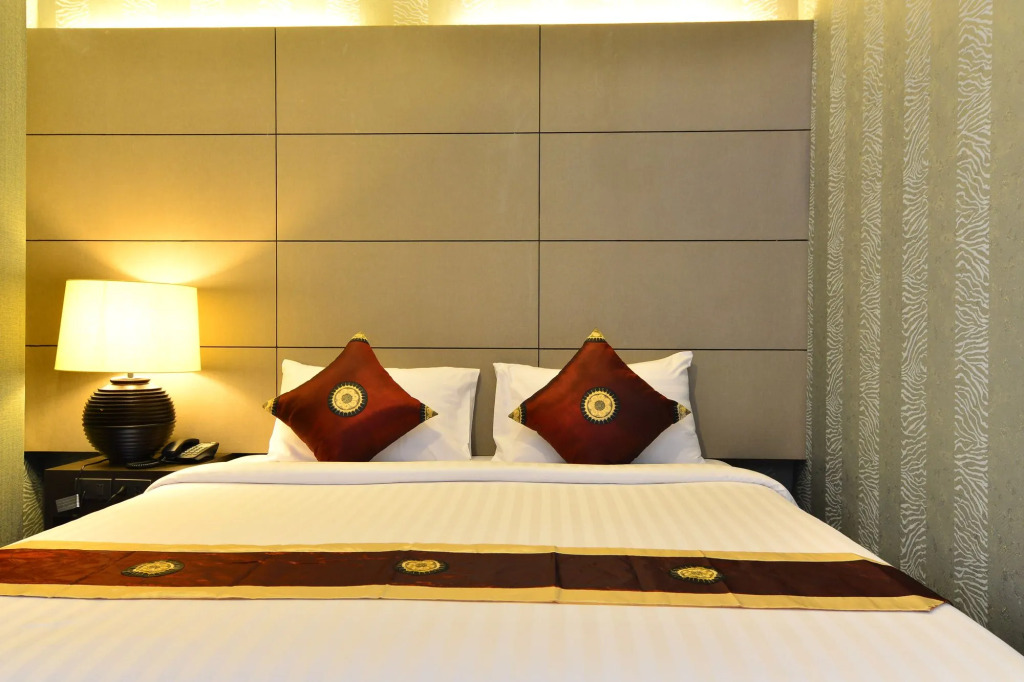The 93 Hotel