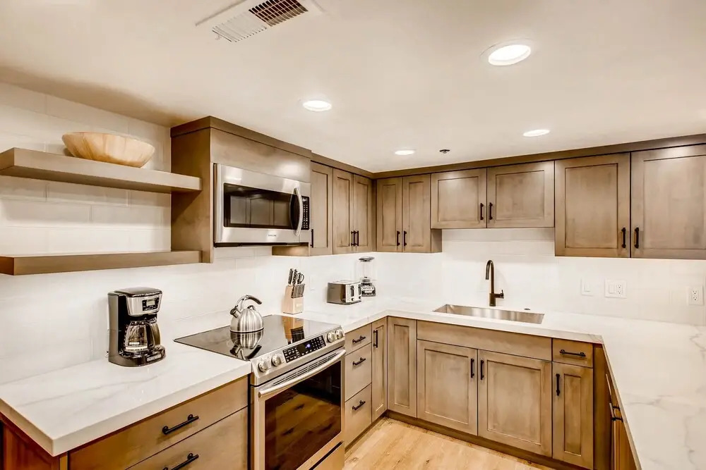 Park Station 213 2 Bedroom Condo by RedAwning