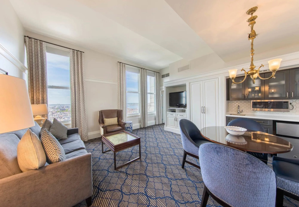 Marriott Vacation Club® at Custom House, Boston  