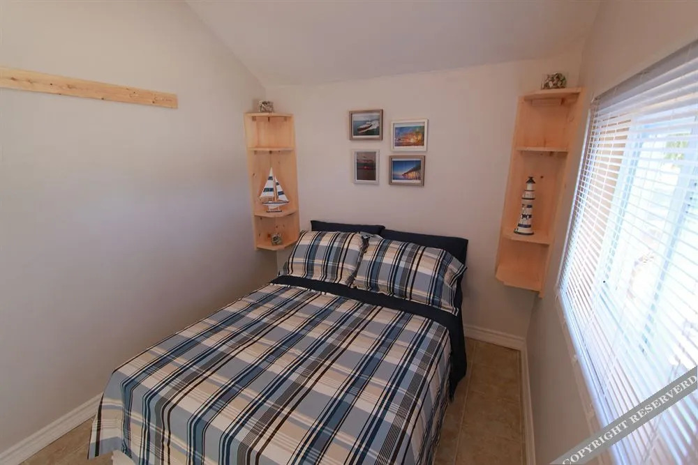 Plovers Cove Cottage