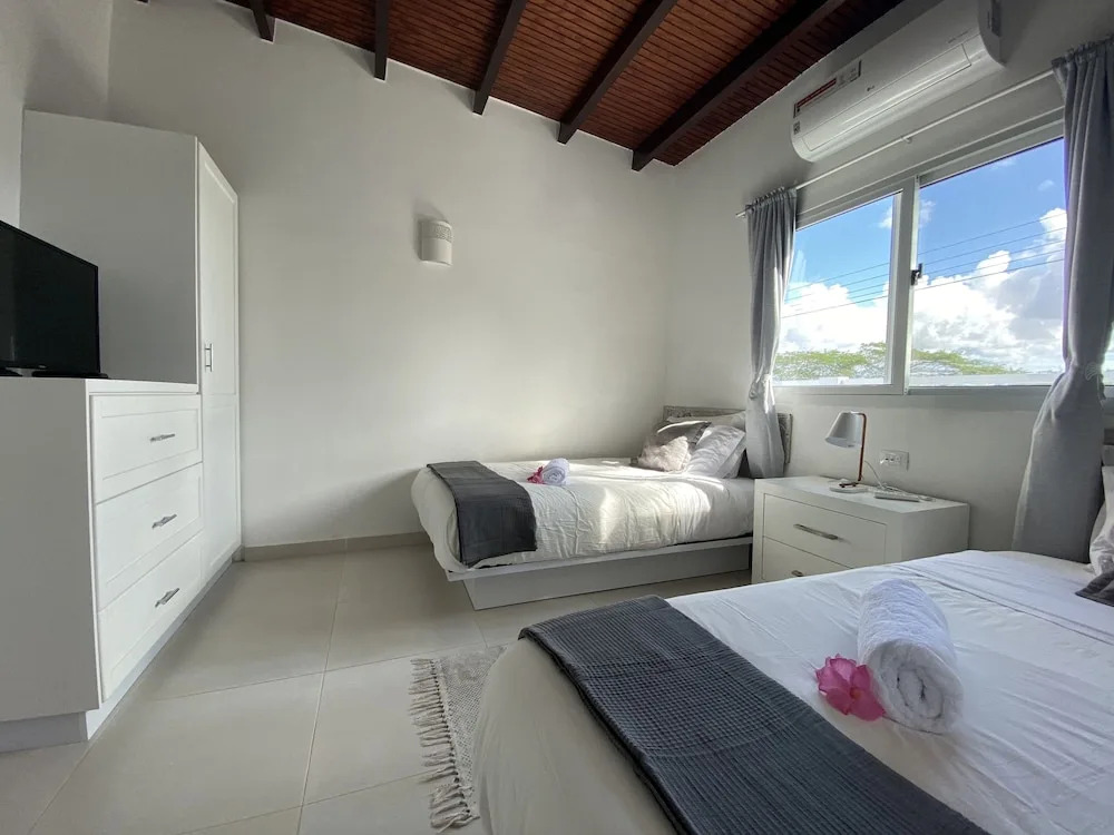 Movida Inn Aruba
