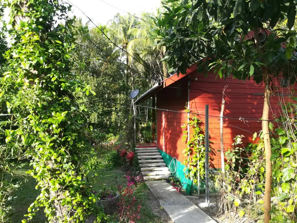 Pink Kangaroo Bungalows