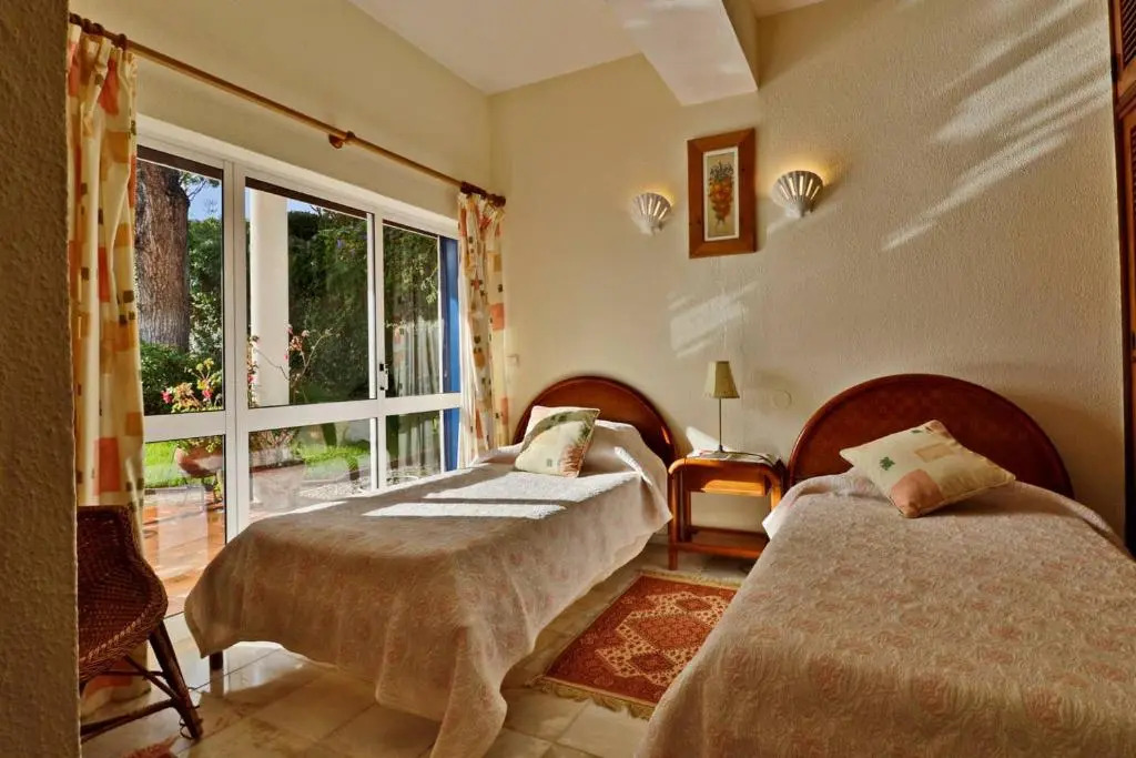 Villa Quadradinhos 3Q 4 Bedrooms Private Pool Short Walk To The Praca