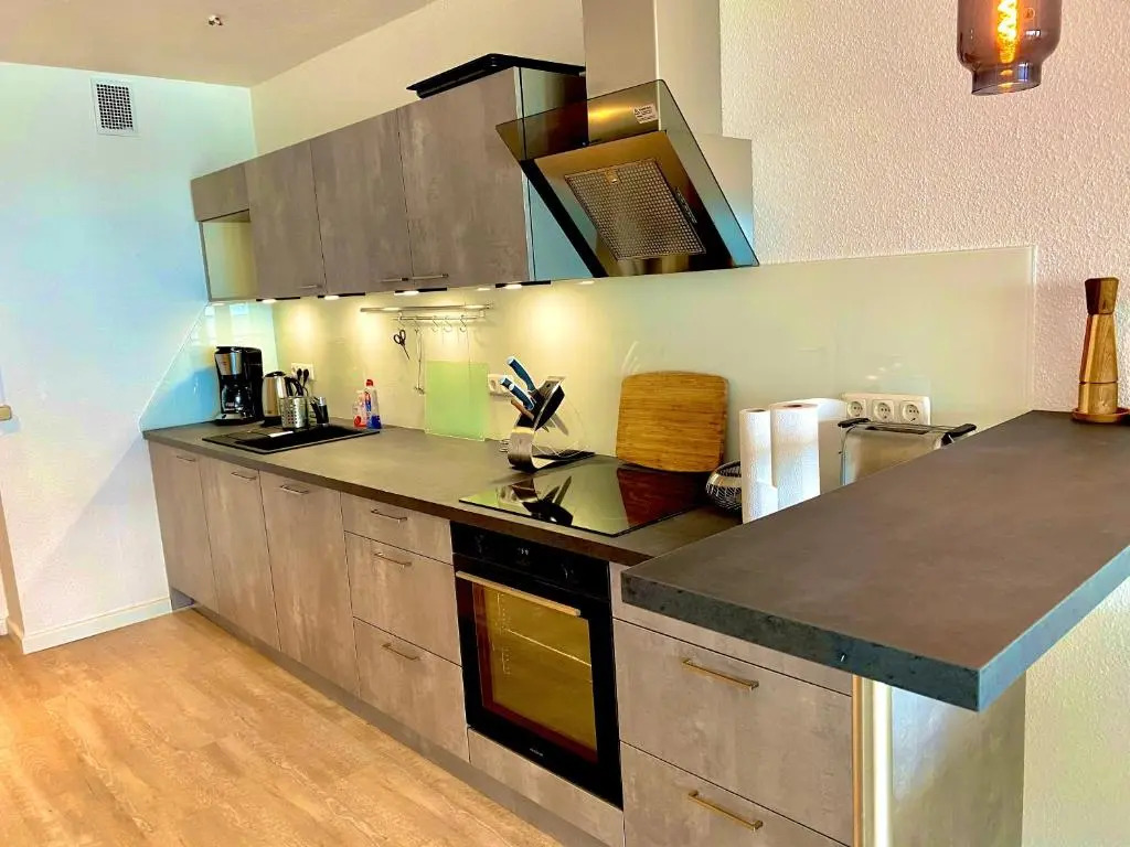 Studio-Apartment mit Panorama-Meerblick und direkter Strandlage in Scharbeutz