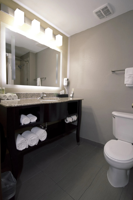 Holiday Inn Express Adrian by IHG