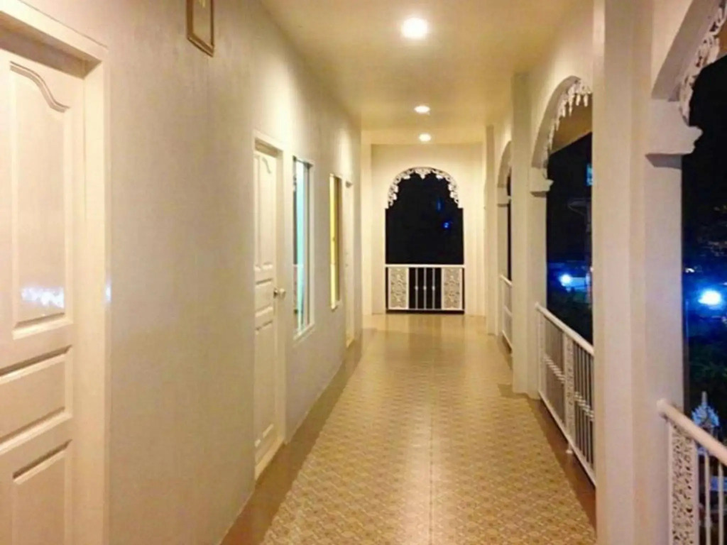 Banlomnow