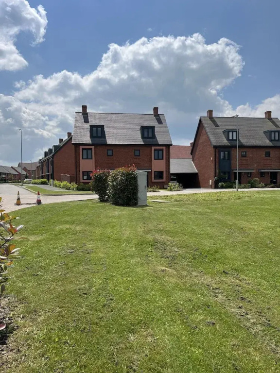 Honeybee Haven Retreat - 3 Bed House
