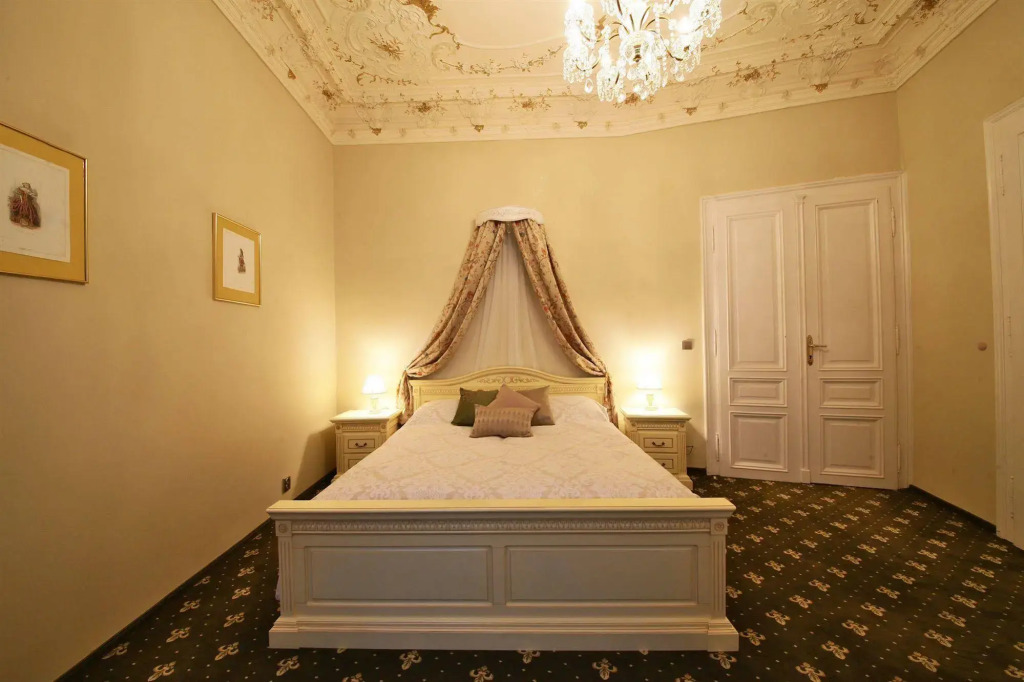 Alisa Hotel