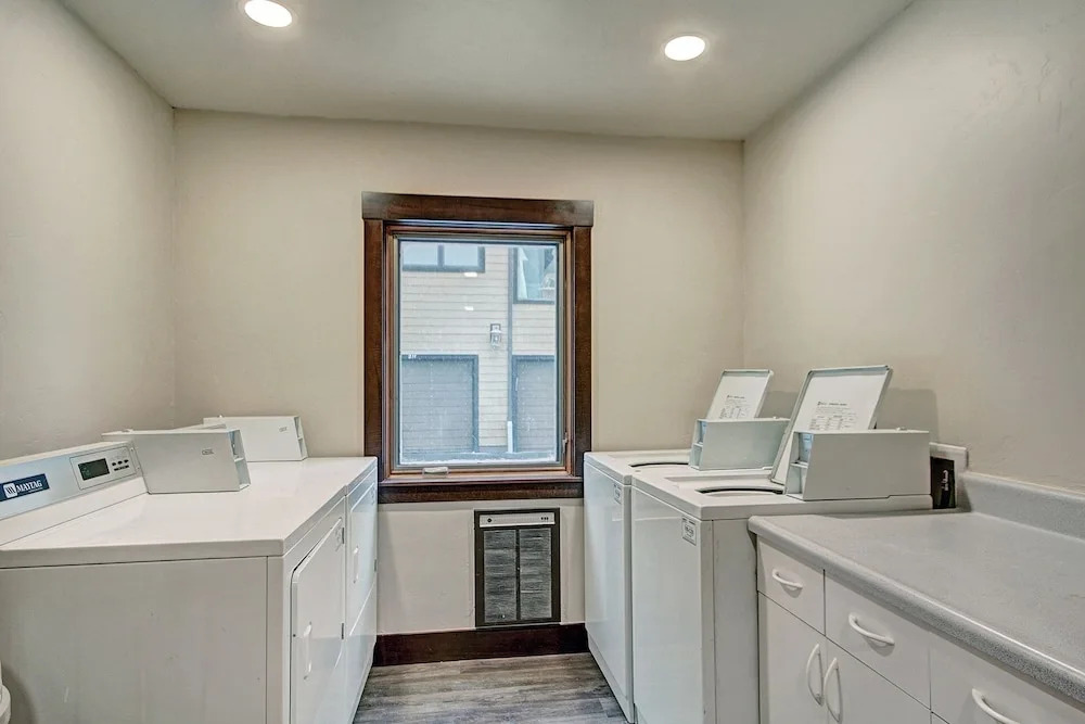 An303 Anaconda 3 Bedroom Condo