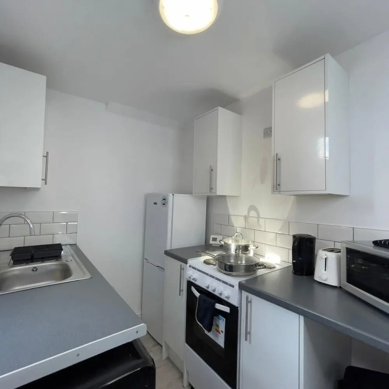Apartment Sleeps 2