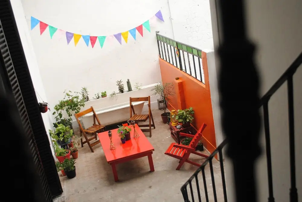 La Casa de Pandora Hostel & Cafe