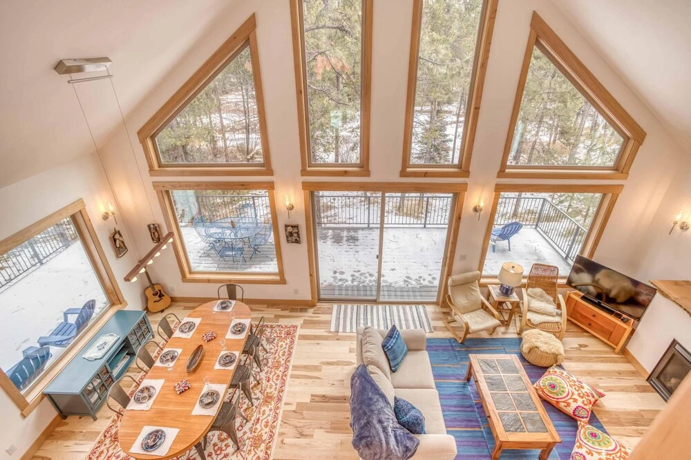 The Stellar Cabins