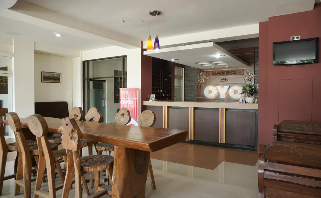Namira Hotel Syariah by OYO Rooms