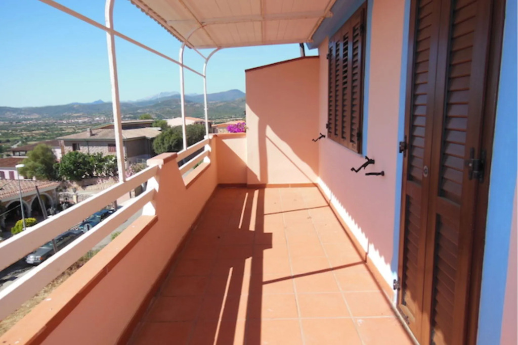 Apartment in a quiet and reserved area.-Gerani Primo Piano