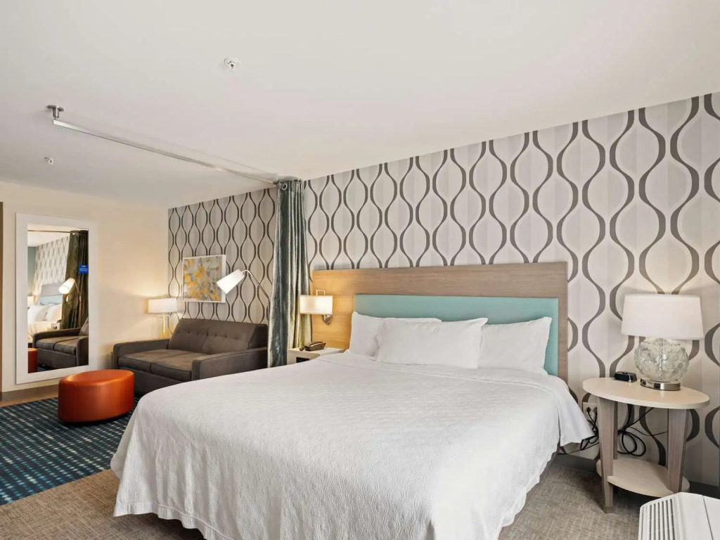 Home2 Suites By Hilton Joplin, MO