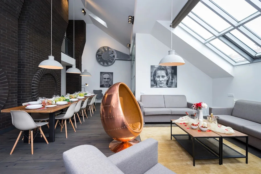 EMPIRENT Rose Apartments